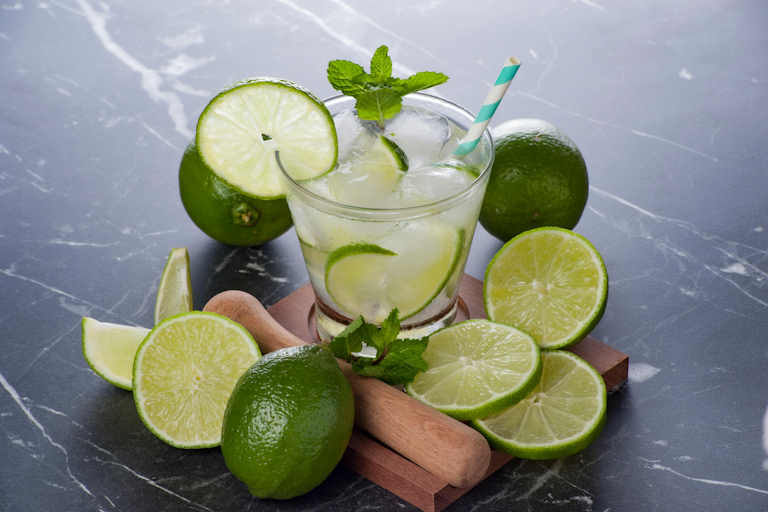 Caipirinha κοκτειλ